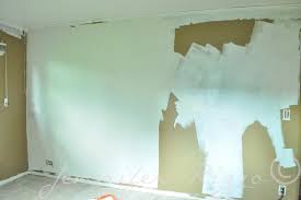 Bright Cream Wall Paint Color