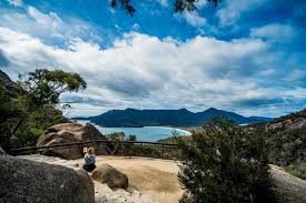 Wineglass Bay Lookout Attraction Tour