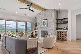 Stylish Ceiling Fan Ideas For Your