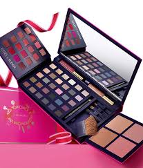 estee lauder color portfolio makeup kit estee lauder color portfolio makeup kit at best s in india snapdeal