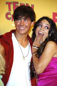 This tabloid simply rumor isn't true. Posterazzi Zac Efron Vanessa Anne Hudgens In The Press Room For Teen Choice Awards 2006 Press Room Gibson Amphitheatre Universal Cit