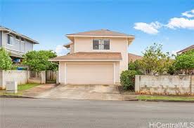 mililani town hi homes with parking