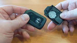 replace the battery in a honda key fob