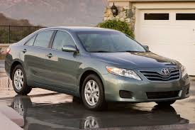 2010 toyota camry review ratings