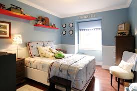 split your colors with two toned walls