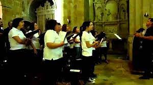 Para quem não a conhece, vale a pena cantar: Deus Vive Na Sua Morada Santa Sabat Chorus Youtube