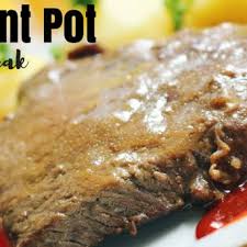 Cooking chuck roast or chuck steak with tomatoes or tomato sauce really tenderizes the meat a lot. 10 Best Chuck Steak Quick Recipes Yummly