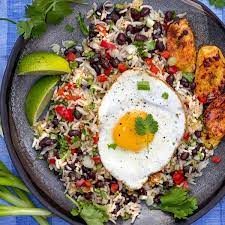 gallo pinto costa rican rice and beans