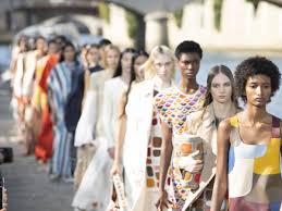 Innately low-impact': Chloé brings eco-chic to Paris fashion week | Paris  fashion week | The Guardian