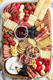 how to make a charcuterie board and