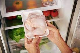 Hoe lang kun je vlees bewaren in de diepvries of koelkast? - Libelle Lekker