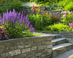 Retaining Wall Can Add Aesthetic Appeal