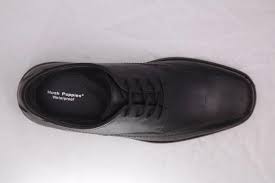 4.5 out of 5 stars 7. Hush Puppies H10864 Venture Black Leather Infinity Shoes