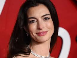 anne hathaway wore the foundation