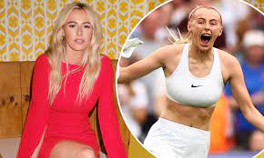 Lioness Chloe Kelly insists 'I don't train to look good but to be a better  athlete' as she reflects on body image and THAT sports bra Euros  celebration | Daily Mail Online