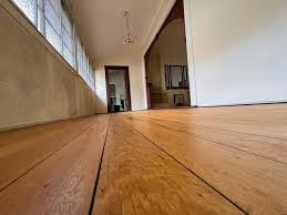 are gaps in wooden floors good or bad