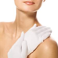 how moisturizing gloves work