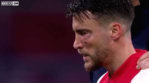 Nicolás alejandro tagliafico is an argentine professional footballer who plays as a left back for eredivisie club ajax and the argentina nat. Ajax Misses Tagliafico Against Az Due To Wound Under Right Eye Cceit News