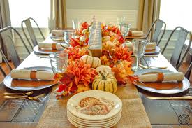tips for setting a thanksgiving table