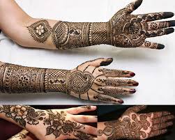 This mehndi design is the best every women. 100 Mehndi Designs For Your Special Look Complete Package