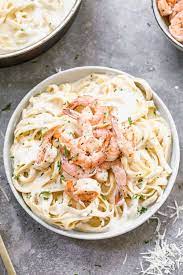 easy homemade shrimp alfredo tastes