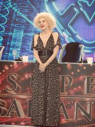 It could not be otherwise, having been born in mar del plata. Nacha Guevara On Twitter Outfit De Ayer Vestido Hessa Shoes Dolcegabbana Pelo Miguelromano Make Up Irenepare Superbailando Showmatch Lajauladelamoda Https T Co A2gsph7f1e