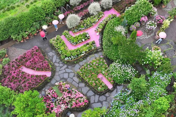 Lost in translation no more: Jeju polishes its signs for foreign visitors - The Korea Times