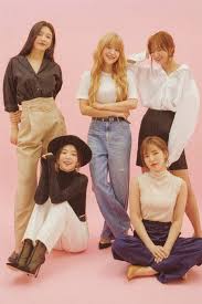 They debuted with the single happiness on august 1, 2014. ìŠ¬ê¸ˆìŠ¬ê¸ˆ On Twitter Red Velvet Photoshoot Red Velvet Joy Velvet Fashion