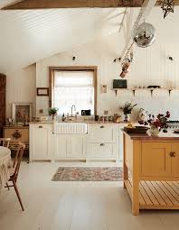 these english country kitchens will