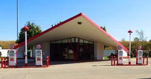 first batwing style gas station in kansas