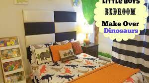 litlle boys room dinosaur theme