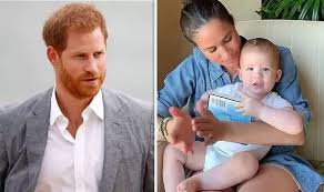 Compares photos of the pair at the age of one. Prince Harry S Son Archie Harrison Will Enjoy Key Privilege His Father Doesn T Have Royal News Express Co Uk