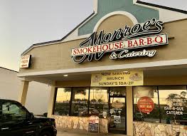 monroe s smokehouse bar b q to close