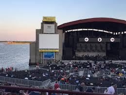 stadium 12l at jones beach theater