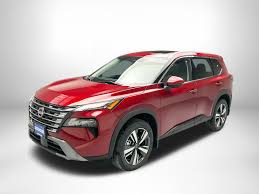 new 2024 nissan rogue sl crossover in