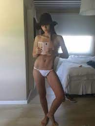 Imprudencia o Photoshop? Se filtraron fotos íntimas de la China Suárez  desnuda