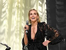 Sharon stone was born and raised in meadville, a small town in pennsylvania. Sharon Stone Says She S Had It With Dating Us World News Fox10tv Com