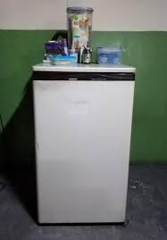 Последние твиты от gold star distributor (@goldstardfw). Rush Gold Star Lg Mini Refrigerator Mini Ref Tv Home Appliances Kitchen Appliances Refrigerators And Freezers On Carousell