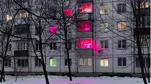 Rusya'da pembe ışıkların sızdığı apartman dairelerinde neler oluyor? -  01.12.2021, Sputnik Türkiye