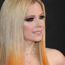 avril lavigne discusses whirlwind