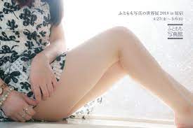 一場被少女大腿包圍的攝影展？日本攝影師YURIA「大腿展」東京原宿開催！-美女-GQ瀟灑男人網| GQ Taiwan