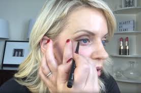 this make up video shows what to do to