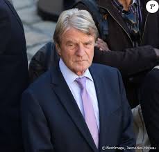 Bernard kouchner (born 1 november 1939 in avignon) is a french politician, diplomat, and doctor. Xxdg88zztejsm