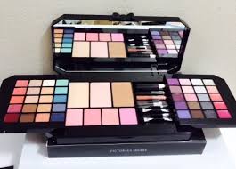 ultimate s essential makeup kit