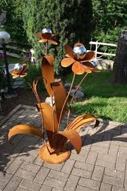Mit dieser wundervollen gartendeko rost in form einer tierskulptur werten sie jeden garten auf höhe: Edelrostblume Xxl Edelrost Blume Gartendeko Rost Metallblume Kaufen Bei Hood De