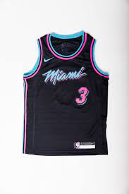 Court culture tyler herro snarl ladies crop tee $36.00. Dwyane Wade Miami Heat Official 18 19 Nike City Edition Swingman Jersey Youth Black Stateside Sports