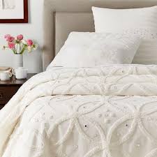 Candlewick Circle White Bedspread