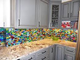 5 Reasons Why Glass Mosaic Tiles Are
