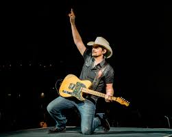 See who's going to let freedom sing! Brad Paisley To Headline Music City S July 4th Celebration Musicrow Com