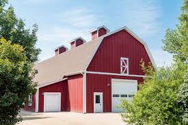 how much does a pole barn cost to build